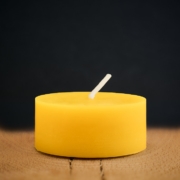 großes-teelicht-maxi-xxl-bienenwachs